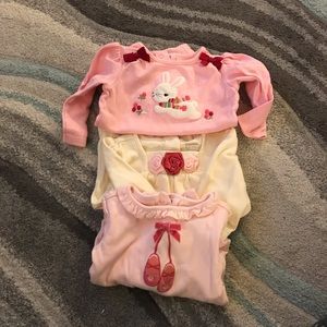 Gymboree bundle, 3 onesie style shirts. 6-12 mos